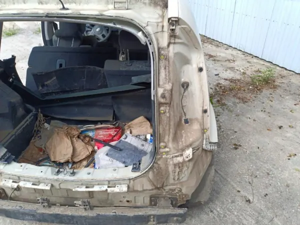 Kia Soul I Höger Bakskärm OEM 23091 image 3