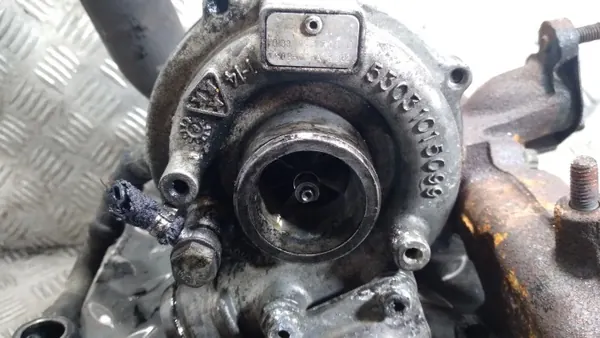 Turbocompresor OEM 53031015099 para Audi A3 8L - Usado image 4