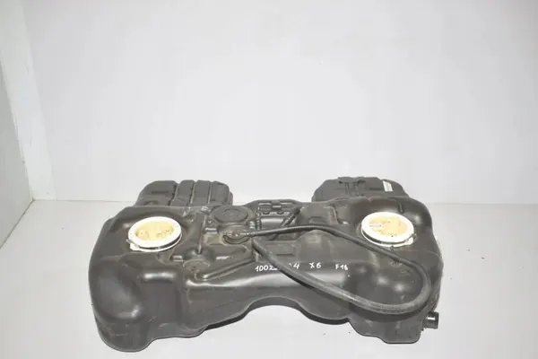 Brandstoftank BMW X5 E70 OEM 7195462 3.0L Diesel image 2