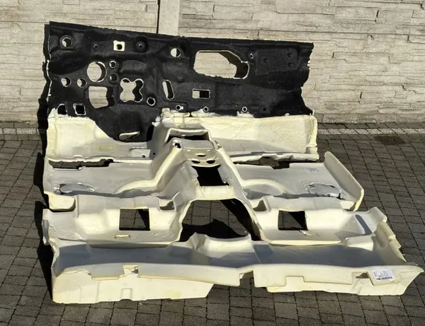 OEM 9831984180 Isolation plancher Peugeot 308 III image 2