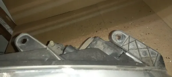 Oikea ajovalaisin Nissan Qashqai 1 07-10 OEM 26010-JD90B image 2