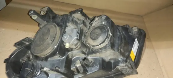 Oikea ajovalaisin Nissan Qashqai 1 07-10 OEM 26010-JD90B image 4