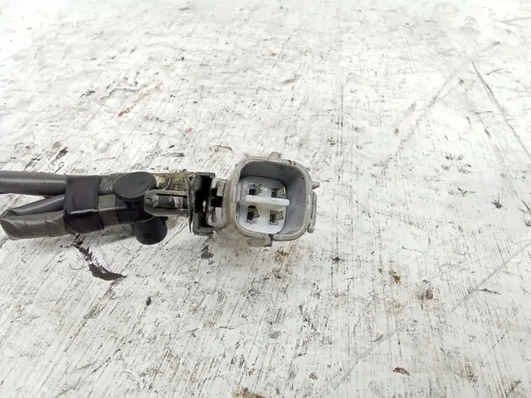 Mazda OE glödstiftkabel OEM JUR223879 - Begagnad image 3