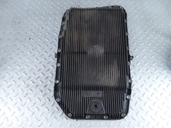 Växellådsoljepanna Jaguar XJ X351 OEM C2C38963 image 4