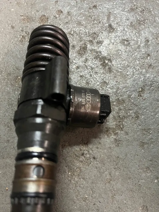 Bomba lavaparabrisas OEM 03G130073B para VW Audi Skoda 2.0 TDI image 3