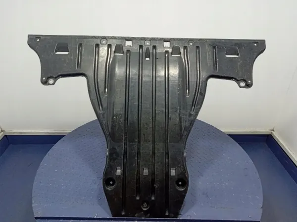 Cobertura Plástica Subchassis Skoda OE 1EA825102F image 2