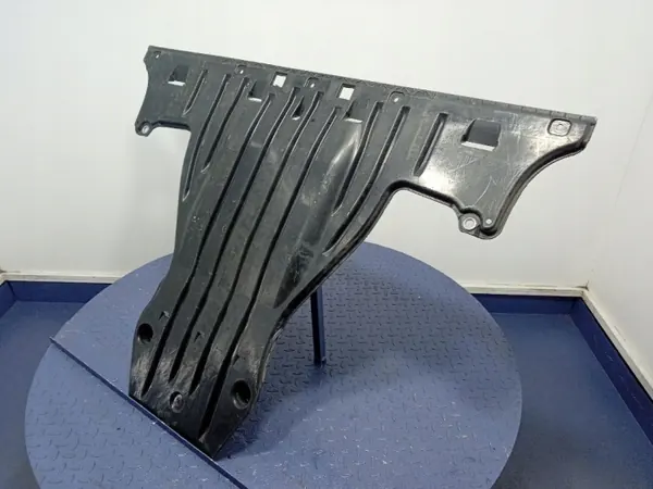 Cobertura Plástica Subchassis Skoda OE 1EA825102F image 3