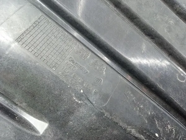 Cobertura Plástica Subchassis Skoda OE 1EA825102F image 4