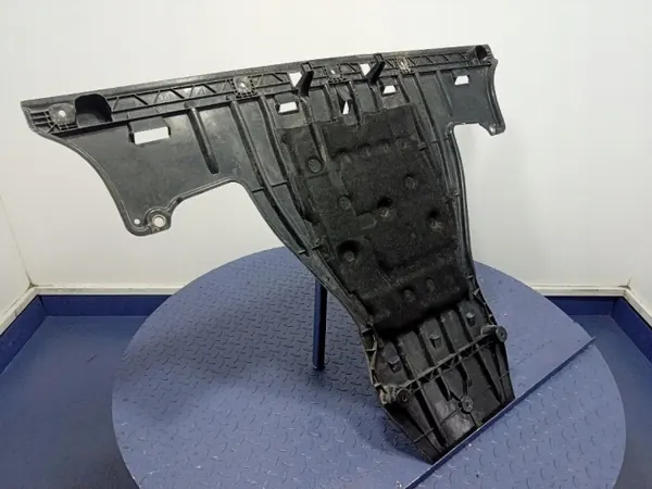 Cobertura Plástica Subchassis Skoda OE 1EA825102F image 8