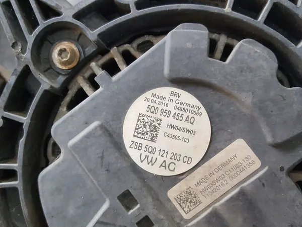 Kylarrubrik AUDI A3 8V GOLF VII SUPERB III 5Q0121205AP image 3