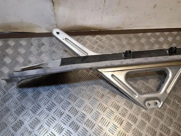 Support de radiateur AUDI Q7 (4L) 3.0L essence 2017 4M0806391C image 2