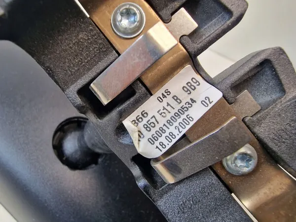 VW Tiguan Sisätakapeili OEM 1K0857511B image 3