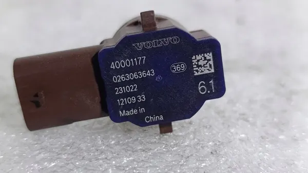 Parkeringssensor PDC Volvo XC60 II Fram OEM 40001177 image 4