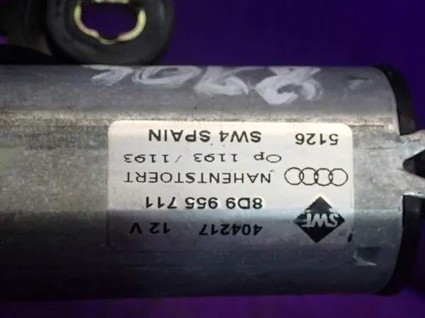 AUDI A4 B5 Kombi 94-99 Heckwischermotor 8D9955711 image 6