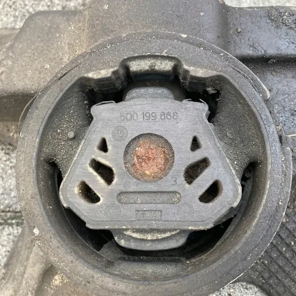 Suporte dianteiro alumínio OEM 5Q0199369G - Usado image 10