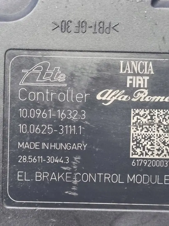 Pompe ABS OEM 10096116323 pour Fiat Doblo image 4
