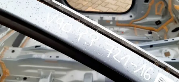 Volvo V90 Höger framskärm OEM 135315135 image 6