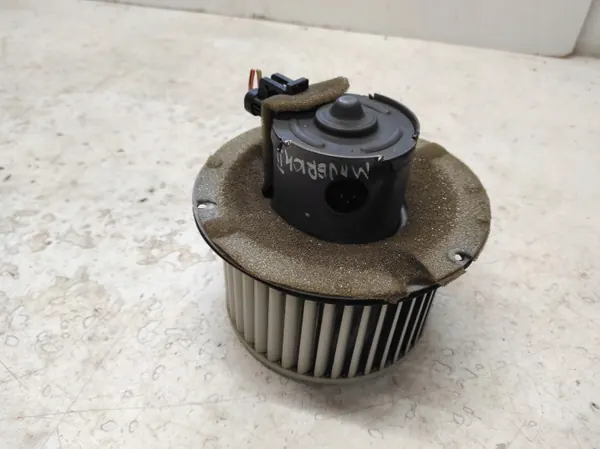 Moteur de soufflante OEM PAW826 pour Ford Maverick/Escape image 3