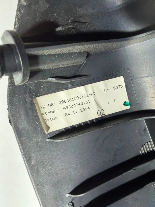 Bouchon Couvre-Volant OEM A9604640131 Mercedes image 3