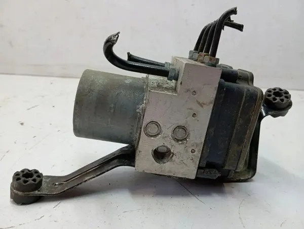 ABS-pumppu OEM 6870759 BMW X5 F15/F85 3.0L Diesel image 4