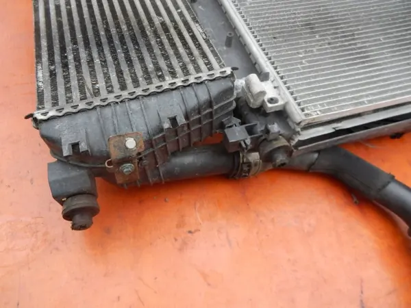 Kit Radiateur Eau Intercooler OEM pour Clio IV 1.5DCi image 10