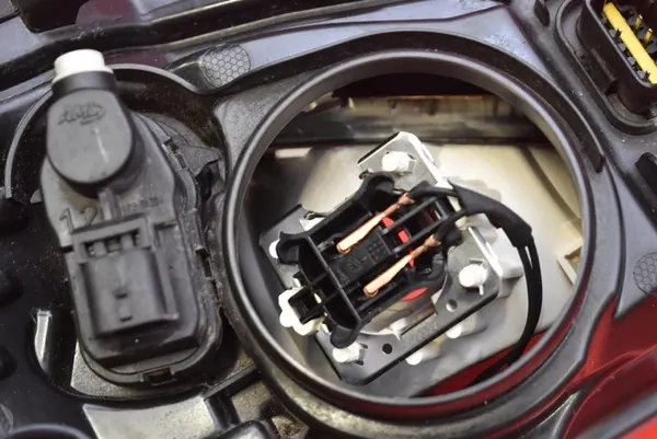 Linker koplamp Peugeot 508 2010-2014 OEM 9678393180 image 9