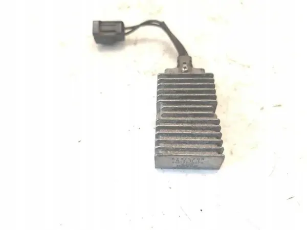 Relais ventilateur radiateur Mazda RX-8 OEM 0567770770 image 2