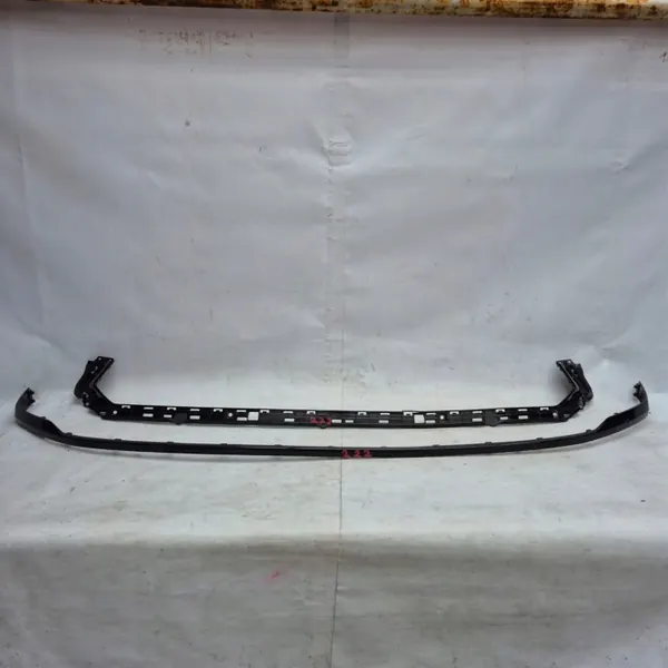 OEM 86539-HF100 Etupuskurin Lista Hyundai Kona Sähköautolle image 2