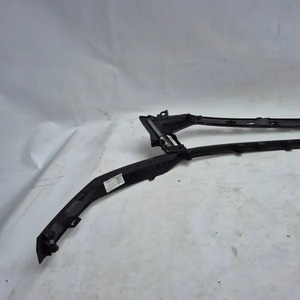 OEM 86539-HF100 Etupuskurin Lista Hyundai Kona Sähköautolle image 5