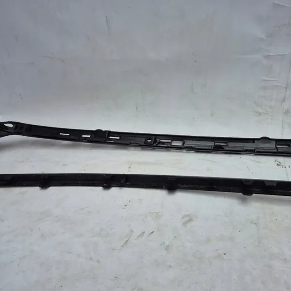 OEM 86539-HF100 Etupuskurin Lista Hyundai Kona Sähköautolle image 7