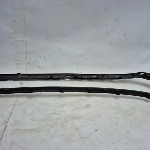 OEM 86539-HF100 Etupuskurin Lista Hyundai Kona Sähköautolle image 8