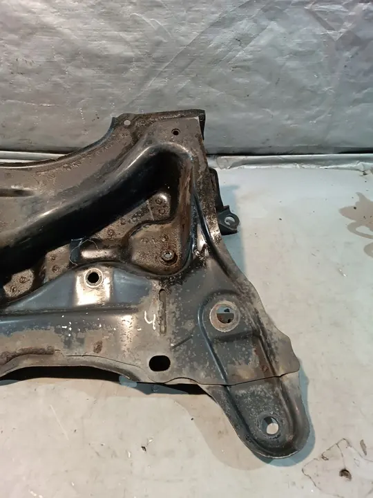 Sous-châssis avant Toyota Yaris P9 05-11R image 10