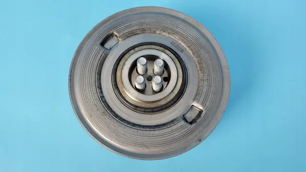 BMW 2' F44 GRAN COUPE Polia do virabrequim 8687695 image 4