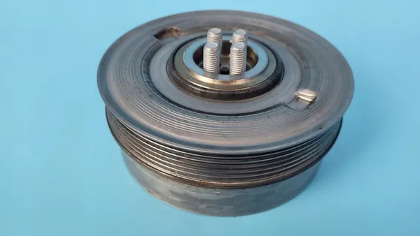 BMW 2' F44 GRAN COUPE Polia do virabrequim 8687695 image 5