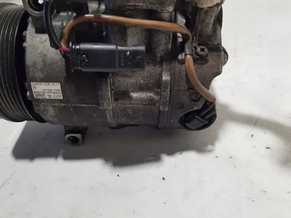 MERCEDES W207 W204 2.2 CDI COMPRESOR AIRE ACONDICIONADO A0008302700 image 6