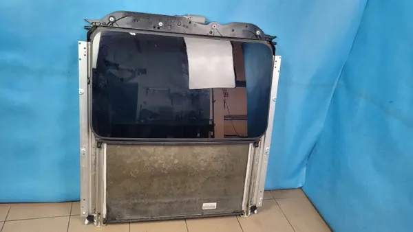 Techo Solar Mercedes OEM A2187800629 CLS 350 image 6