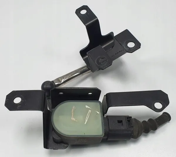 Capteur de Niveau VW Jetta OEM 1K0941273E - Occasion image 2