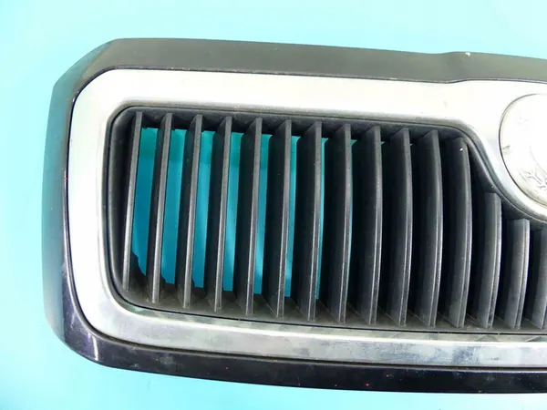 GRILL SKODA OCTAVIA I 96-00 image 4