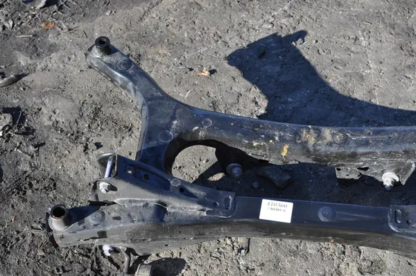 TOYOTA C-HR II Trave di Sospensione Posteriore 25R image 2