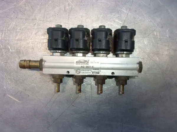 OEM AC W01-4 LPG Einspritzschiene - Gebraucht image 2