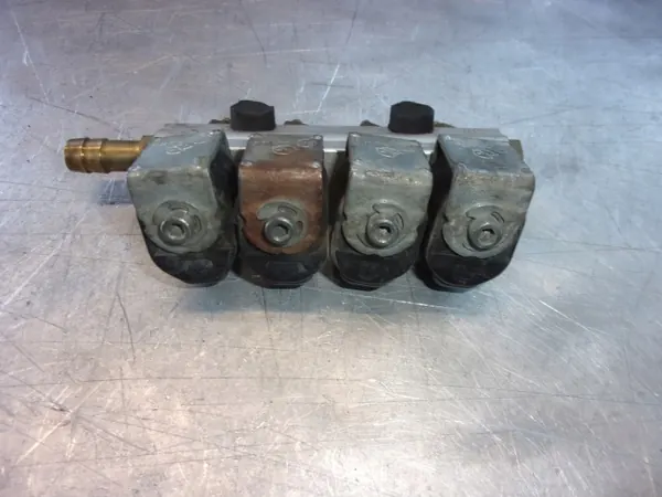 OEM AC W01-4 LPG Einspritzschiene - Gebraucht image 3