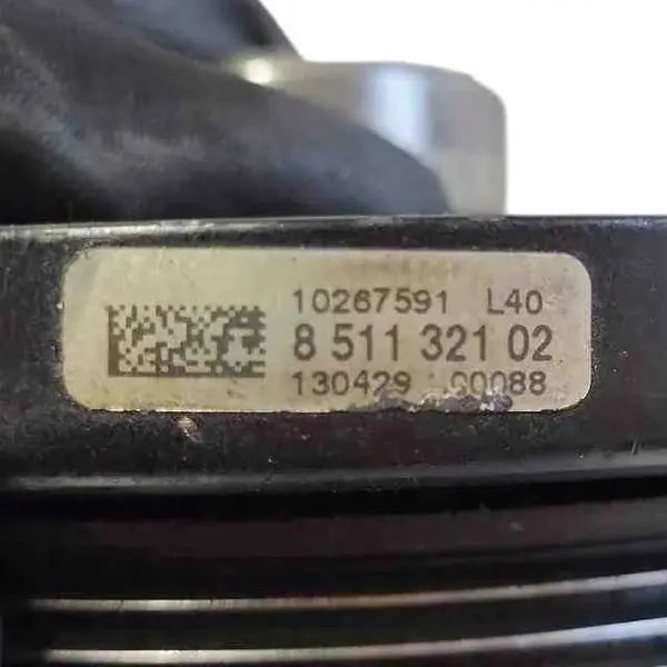 Polea cigüeñal BMW OEM DE019703902 - Usado image 4