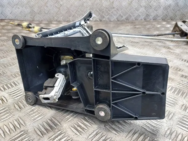 Vaihdepyörä 2008 Opel Astra H 55350266EK image 4