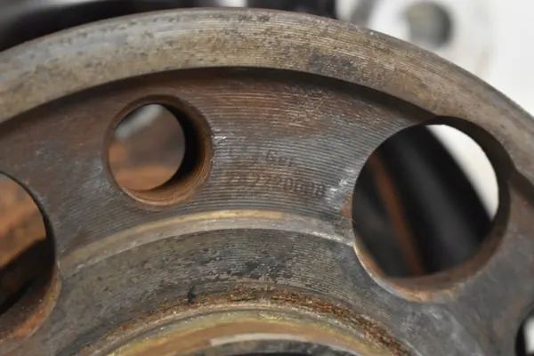 Bakre vänstra nav A2223500941 Mercedes-Benz W222 image 7