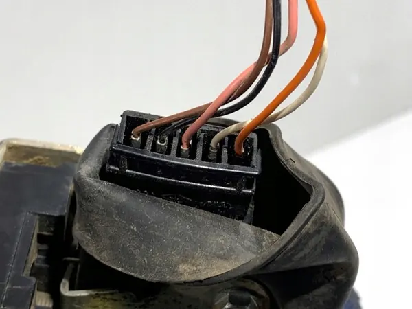 Vänster Framdörrslås Dacia Sandero Hatchback 8200735225 image 3