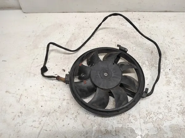 AUDI A6 C5 2.5 TDI Kylarrubrik 8D0959455J image 2