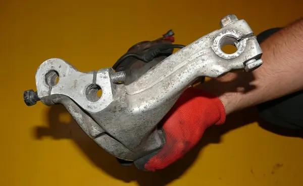 Mozzo anteriore destro sensore ABS Audi S6 A6 C5 4.2 V8 image 4