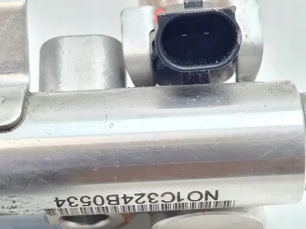 Kia OE 35310 2E500 Inyector de combustible image 4