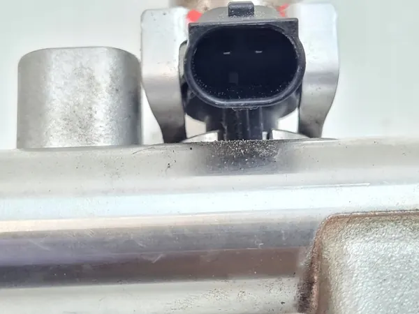 Kia OE 35310 2E500 Inyector de combustible image 6