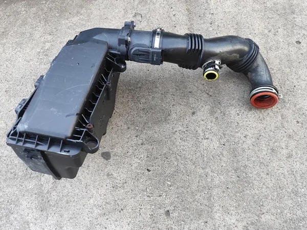 Ilmansuodattimen kotelo Citroen Berlingo I 1.6 HDI 9663365980A image 2